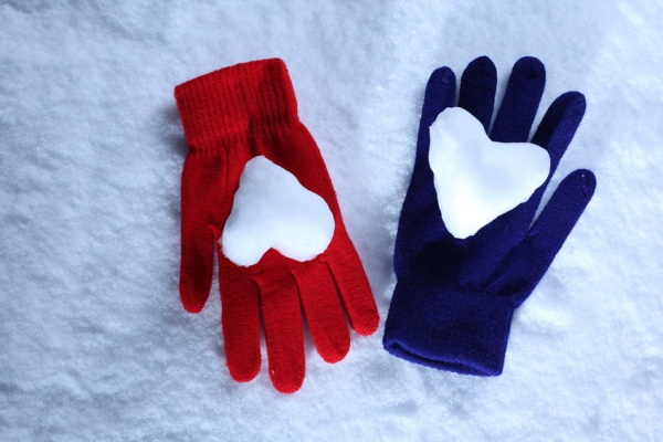 gloves and hearts 1