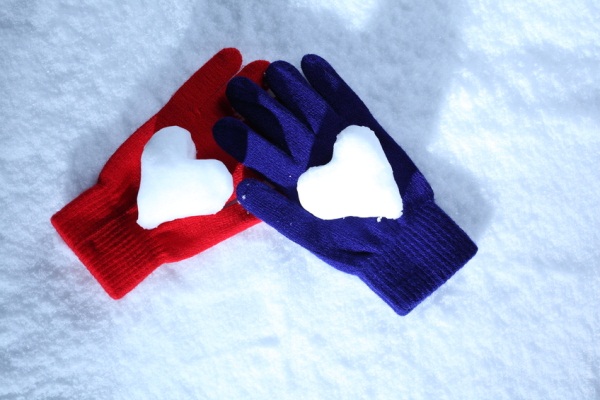 gloves and hearts 3